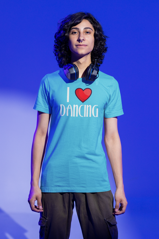 A dance tshirt with minimalistic design. It has the design "I heart dancing"